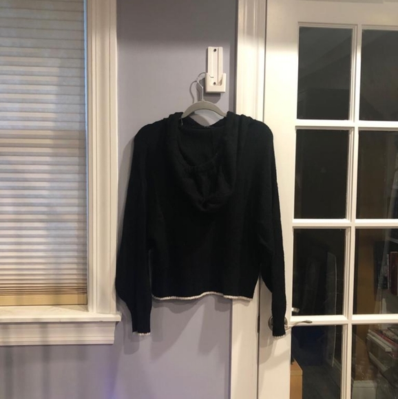 H&M black knit hooded top with white stripe hem - Picture 7 of 7